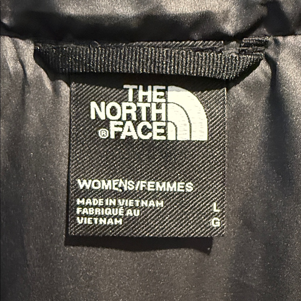 The North Face Aconcagua 3 Down Vest Black Size Large NWOT MSRP $180 - Picture 9 of 9